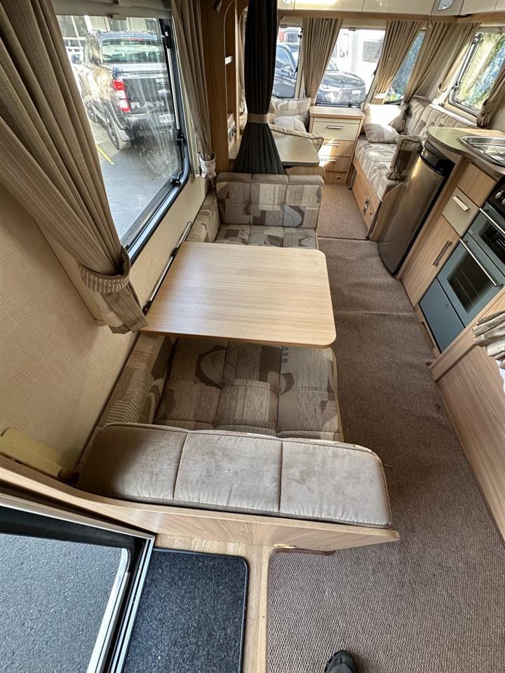 2011 Coachman Amara
