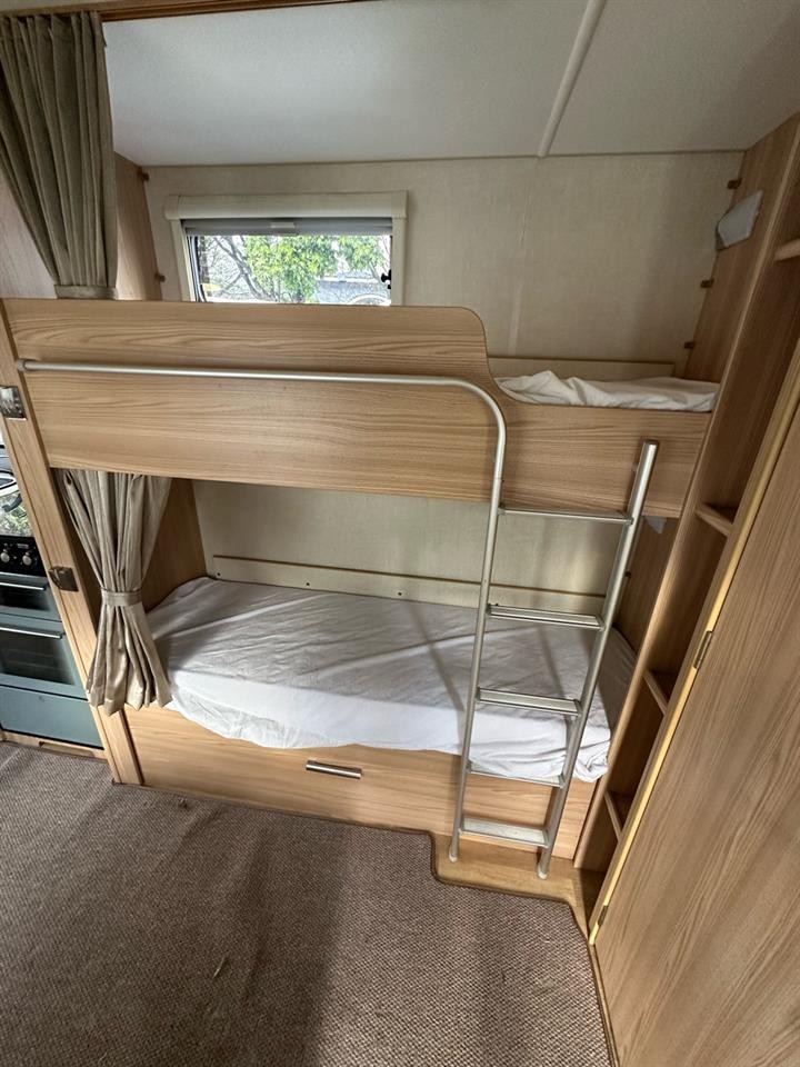 2011 Coachman Amara