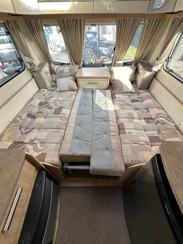 2011 Coachman Amara