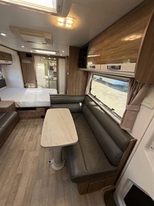 2017 Jayco Silverline - Thumbnail