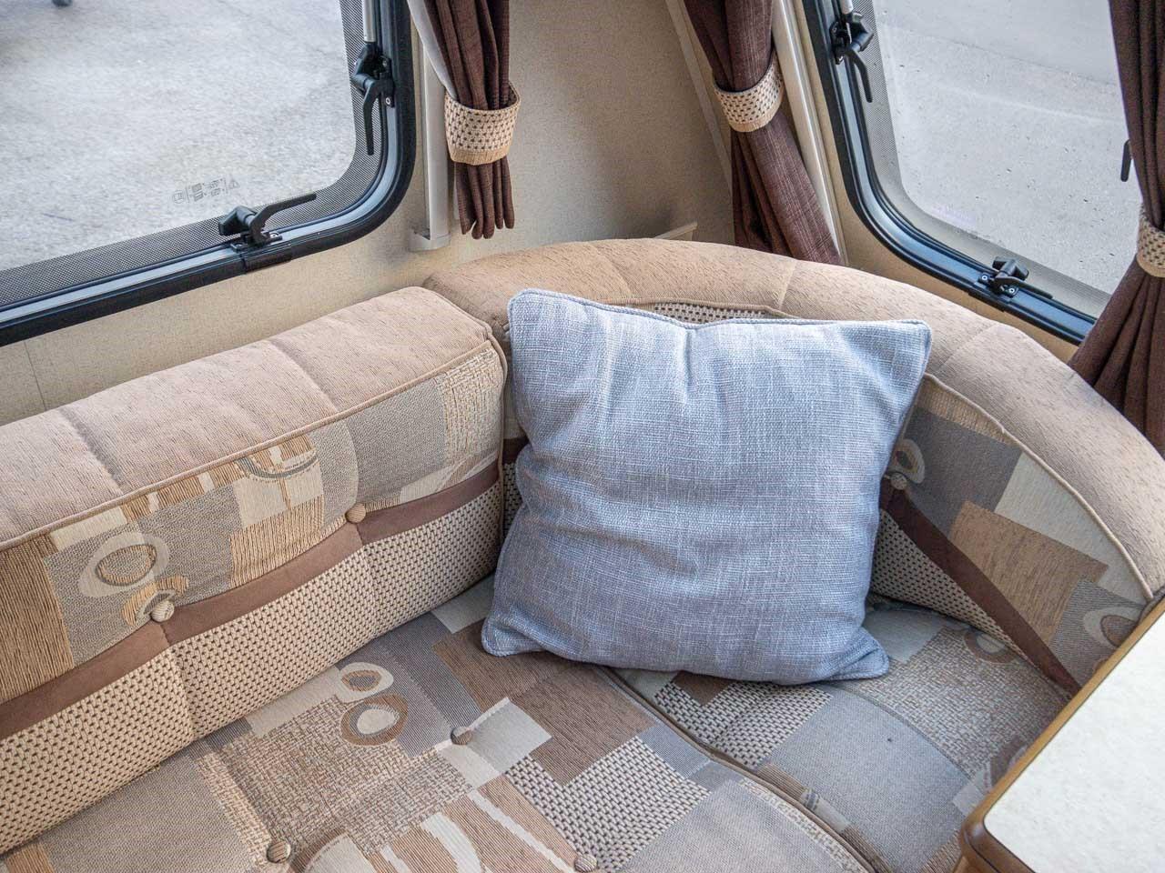 2009 SWIFT CONQUEROR 630