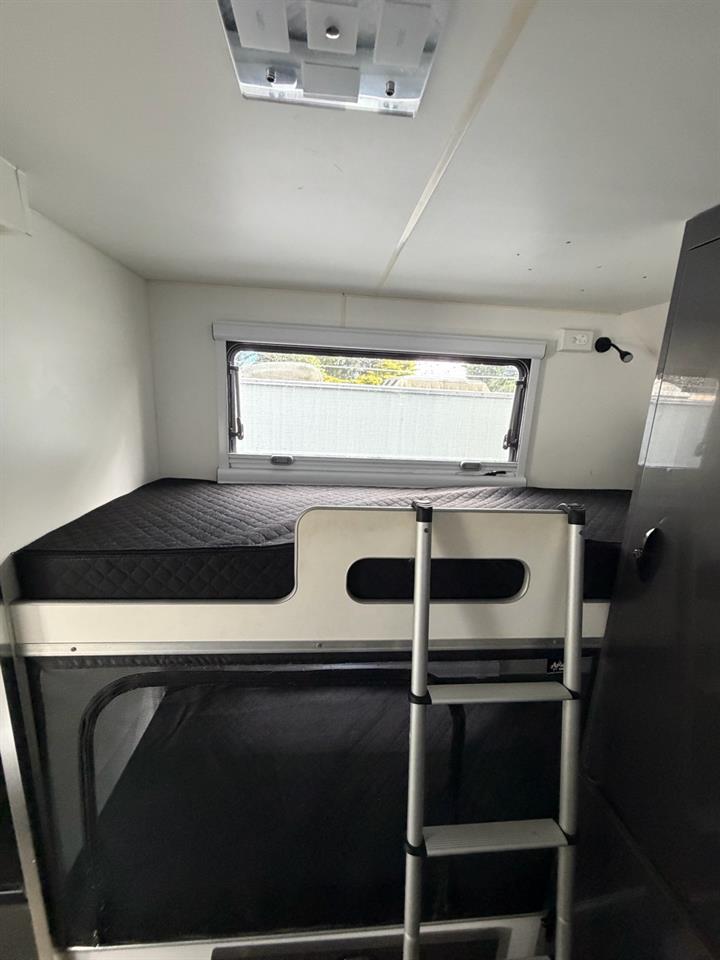 2021 Active caravan 21.6-ESCAPE