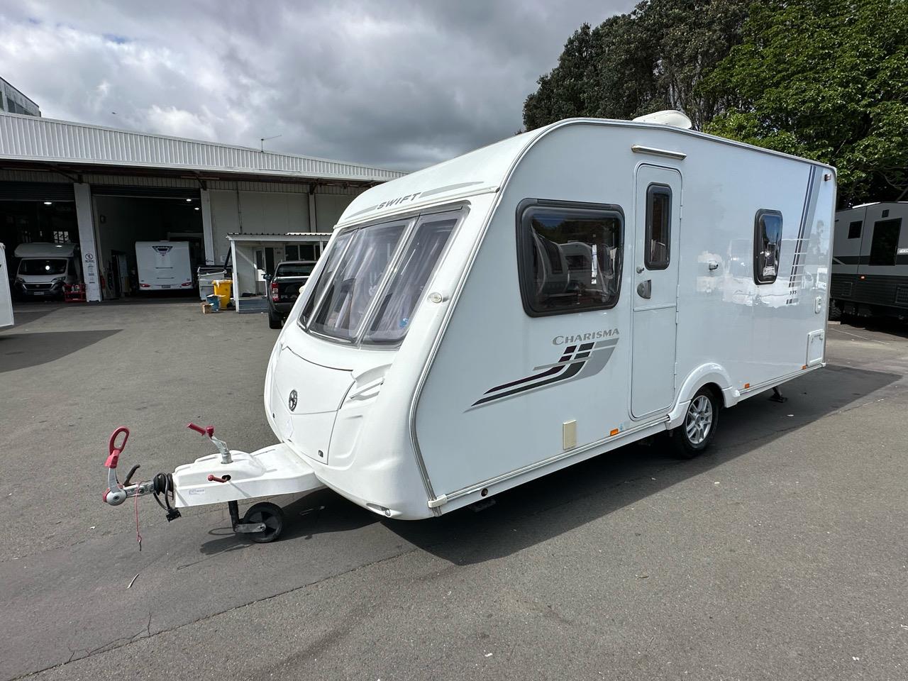 2010 SWIFT CHARISMA
