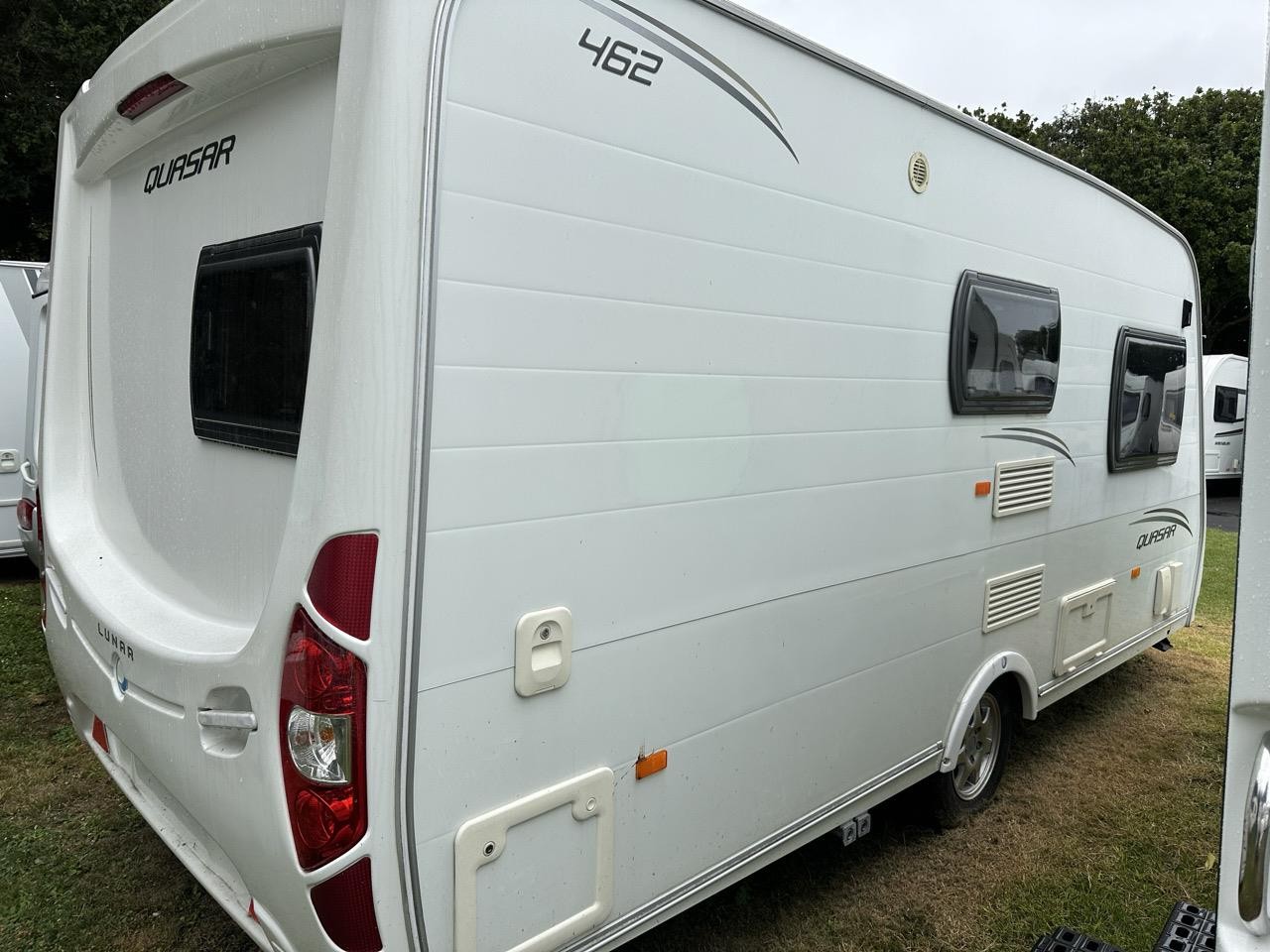 2010 LUNAR   Quasar 462