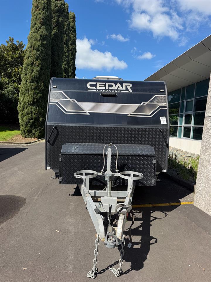 2019 Cedar Max Trax