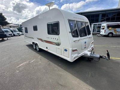 2012 Bailey Unicorn Pamplona