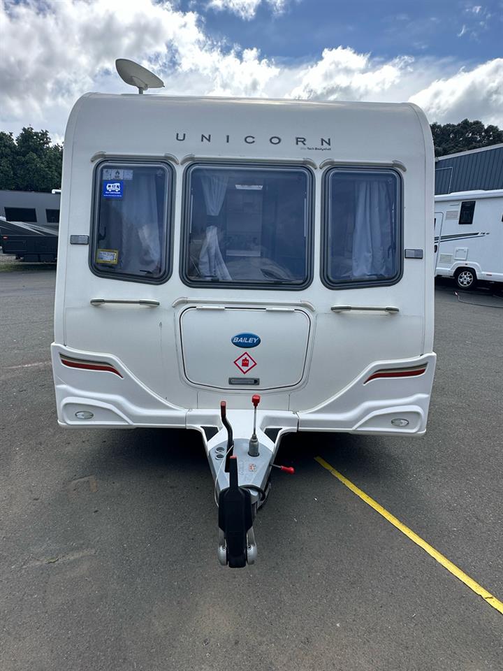 2012 Bailey Unicorn Pamplona
