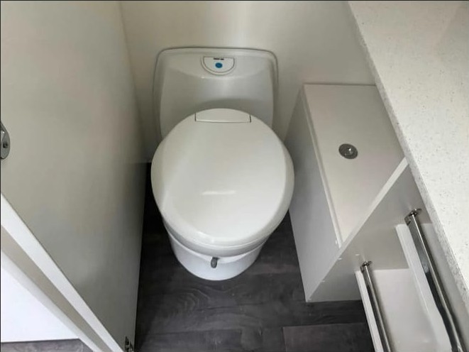 2021 New Age Road owle