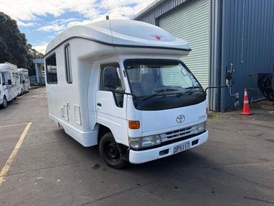 1997 Toyota Dyna - Thumbnail