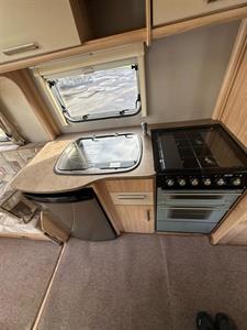 2011 Coachman Amara - Thumbnail