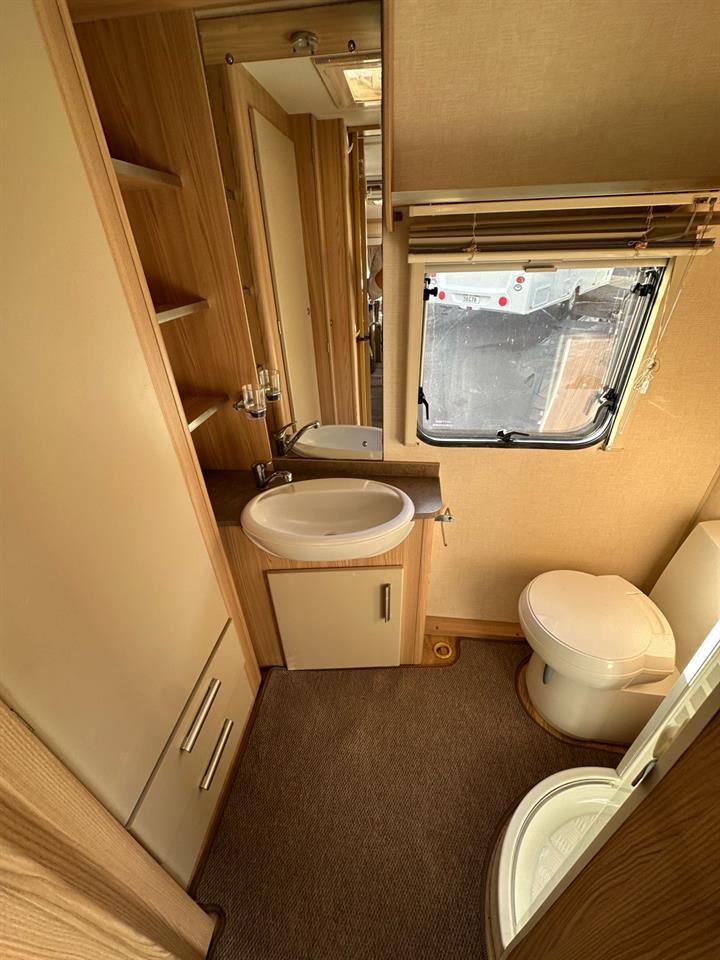 2011 Coachman Amara