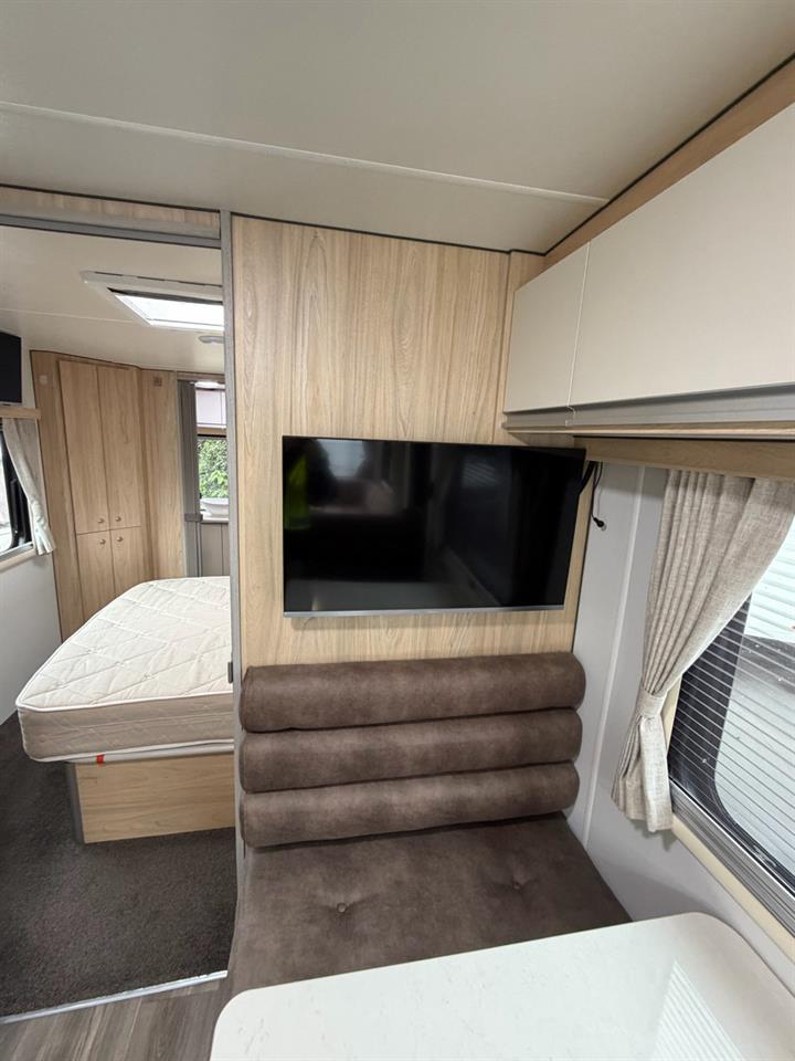 2025 Leisureline Quartz