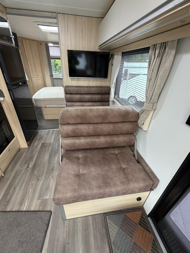 2025 Leisureline Quartz