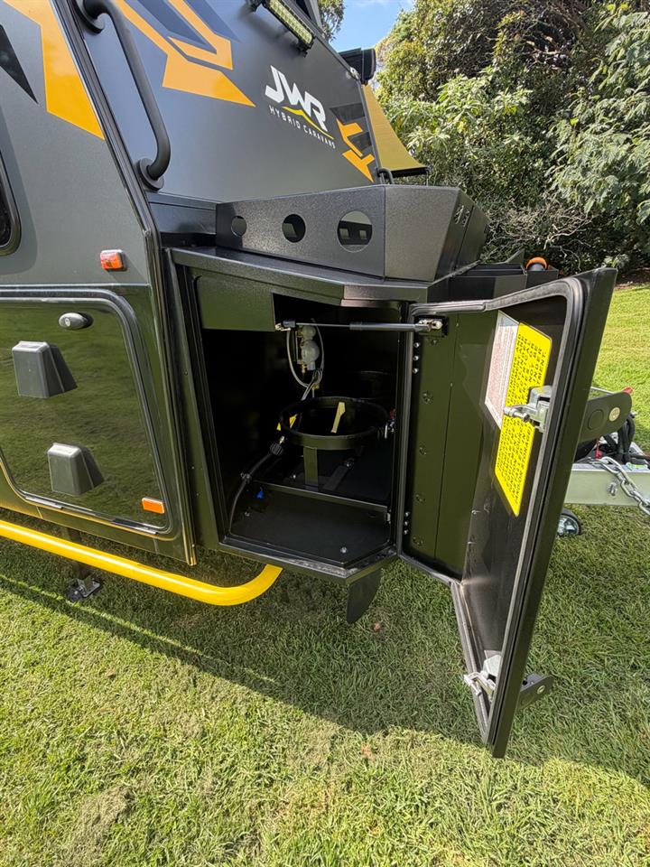 2026 JWR Hybrid 16FT