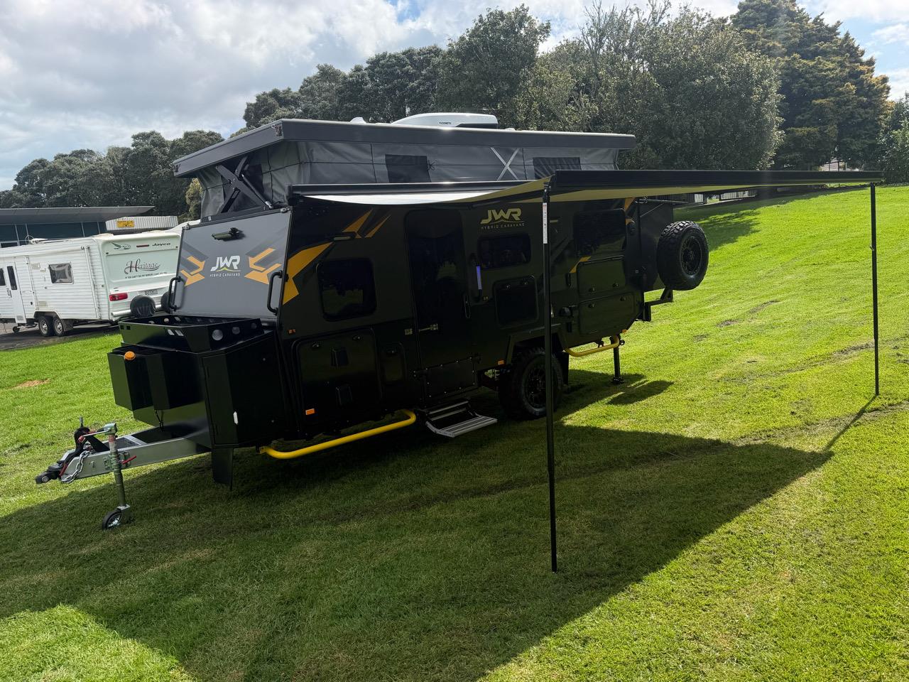 2026 JWR Hybrid 16FT