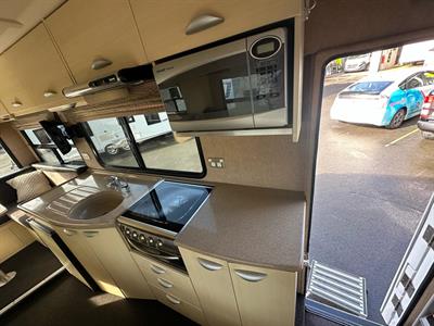 2009 Ford Transit - Thumbnail