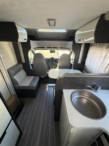 2022 Ford Transit - Thumbnail