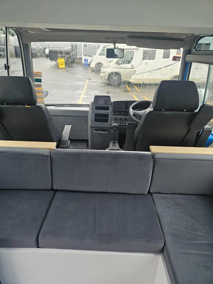 2008 Nissan Civilian