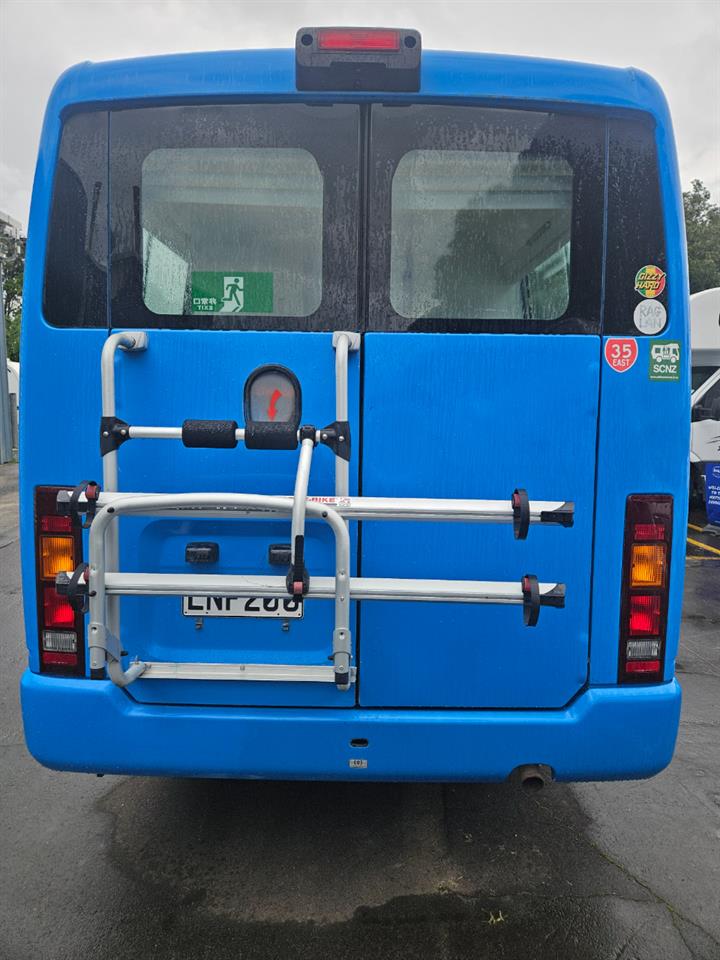 2008 Nissan Civilian