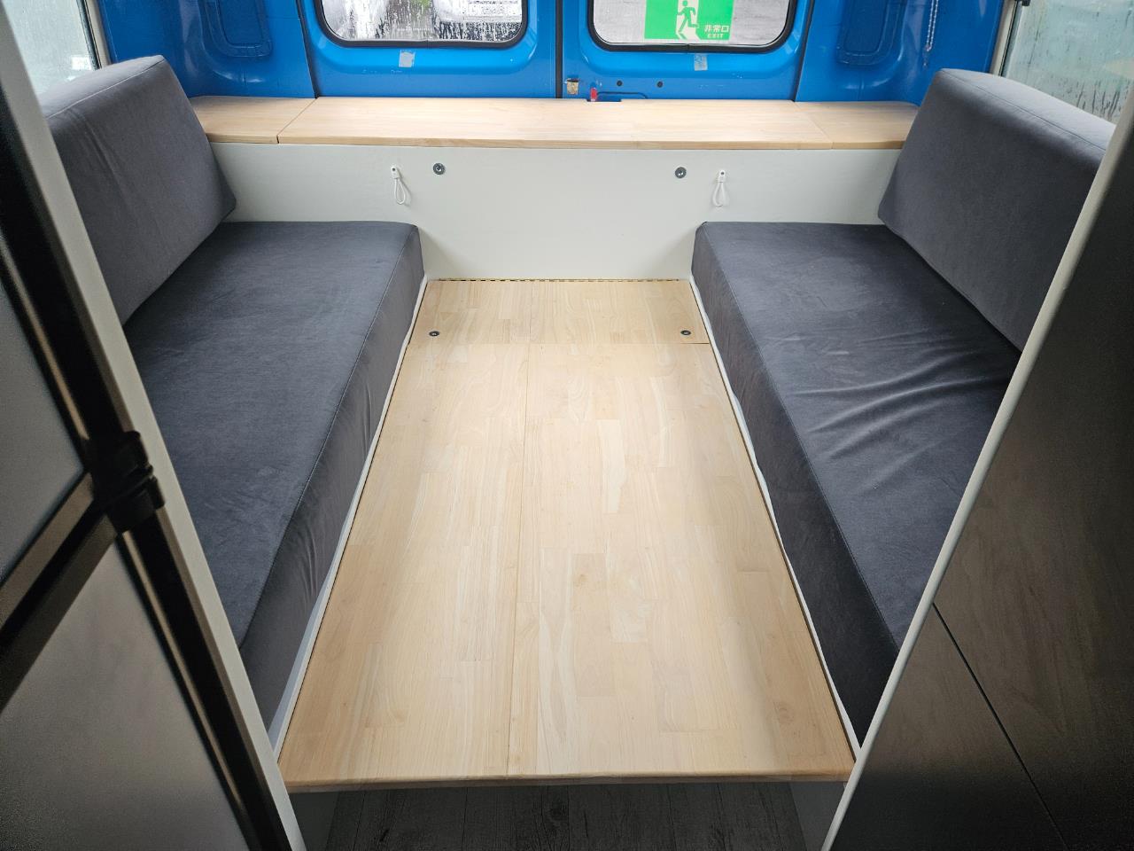2008 Nissan Civilian