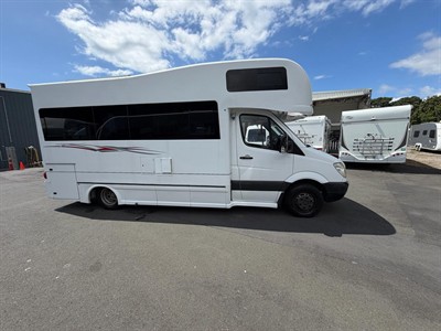 2009 Mercedes-Benz SPRINTER - Thumbnail