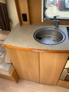 2009 SWIFT CONQUEROR - Thumbnail