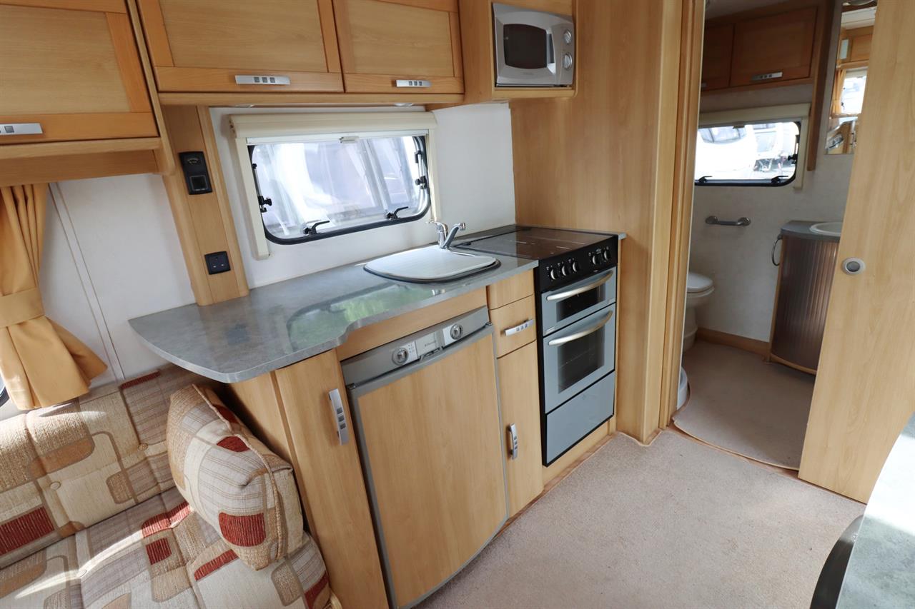 2008 LUNAR ULTIMA 462