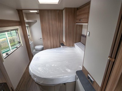 2023 SWIFT CELEBRATE MAJOR 4 SB - Thumbnail